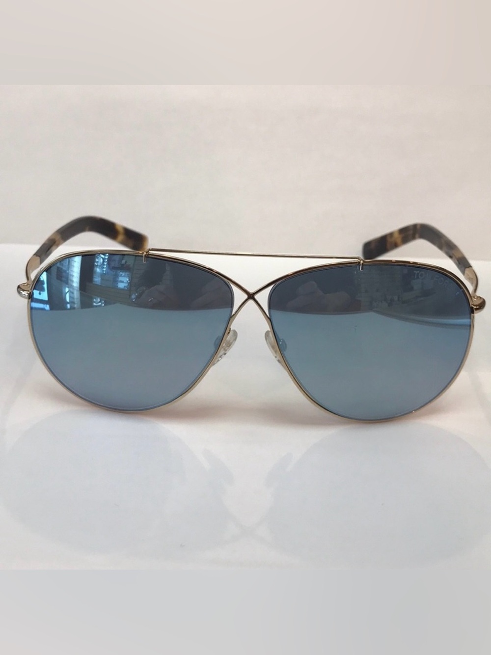 Tom Ford Eva TF374 28X Women's
Sunglasses NEW
Selling for $350 (retail US$479)